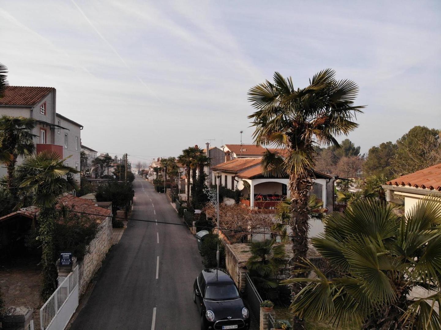 Anamarija Apartments Near The Beach And The Fantastic Adria Sea With Over 10 Small Islands Close By Funtana Exterior photo